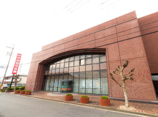 現在の本店外観（田原本町）